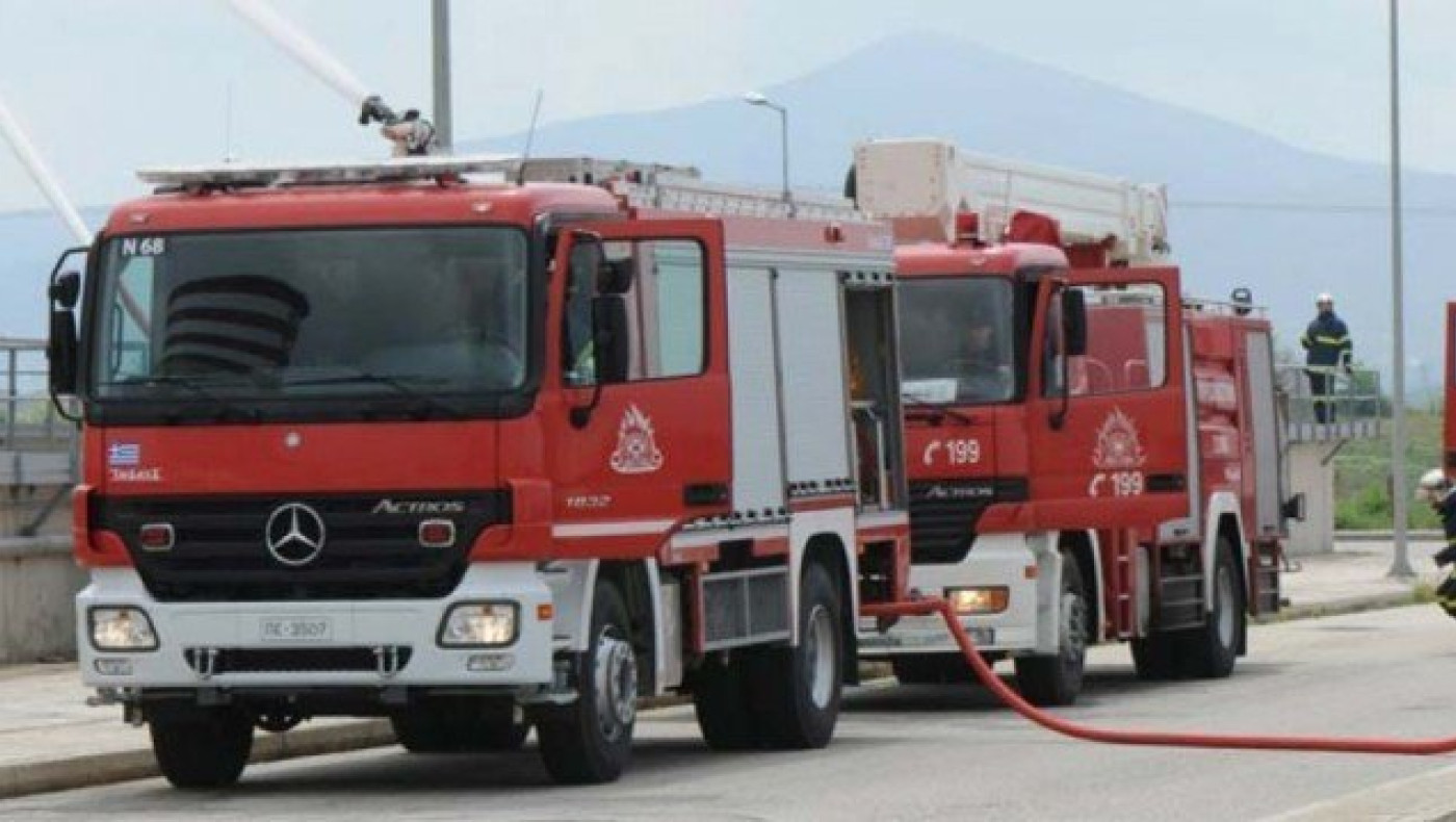 Έκτακτο: Πυρκαγιά σε         διαμέρισμα της Καλαμαριά