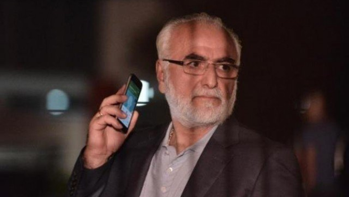 Και        με        τη «βούλα» καναλάρχης ο Ιβάν Σαββίδης