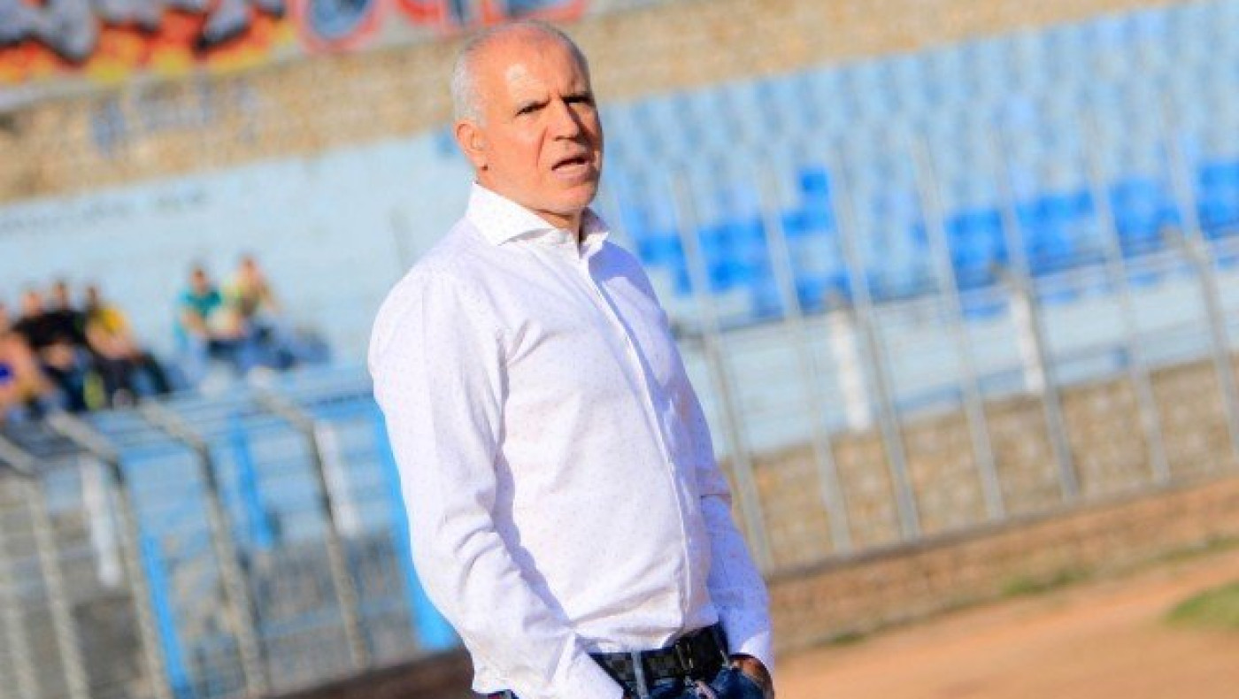 Σε σκέψεις για          «ροτέισον» o    Αναστόπουλος