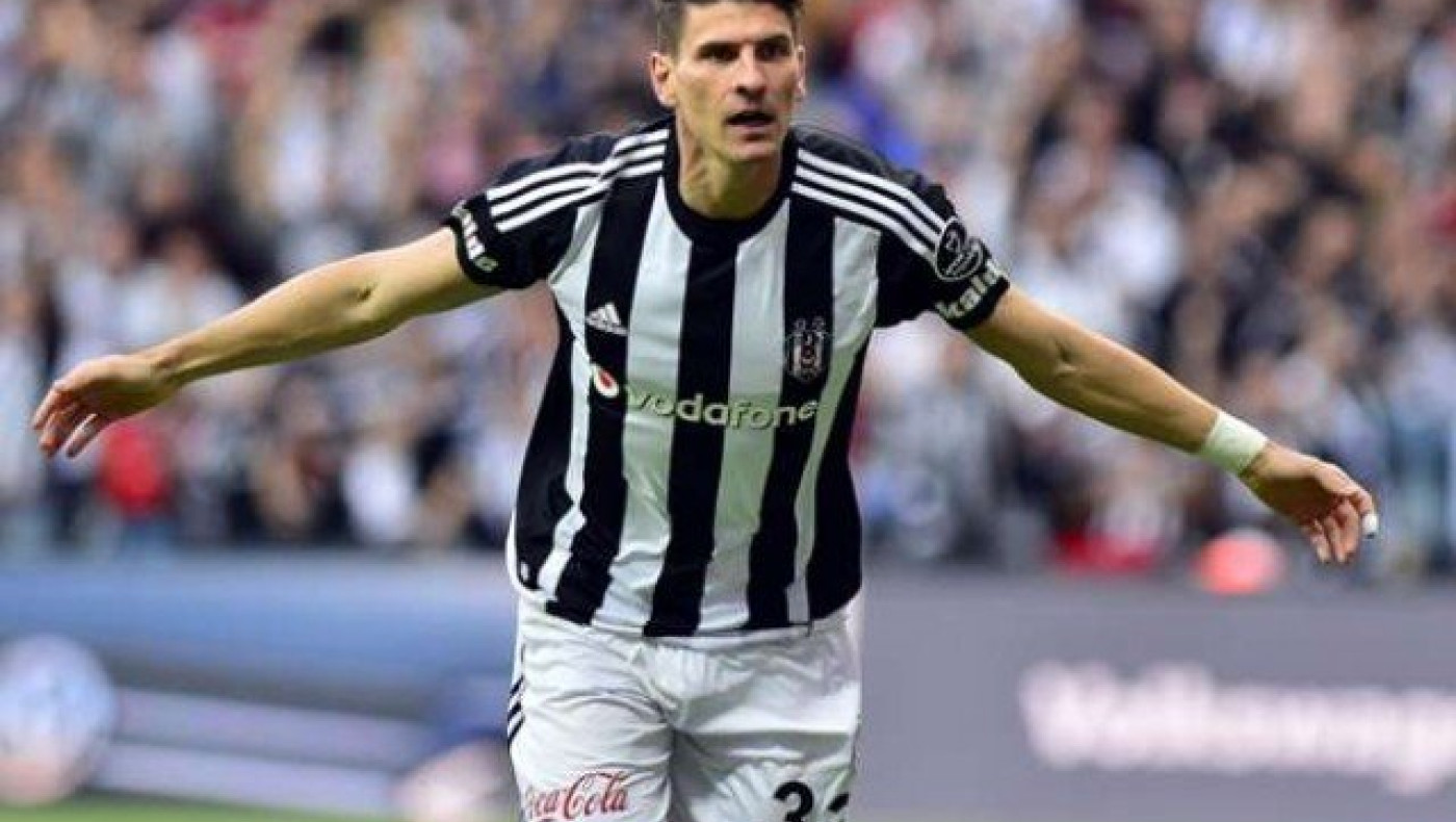 Θα    «αναστήσει»       και    τον    Μάριο Γκόμες!