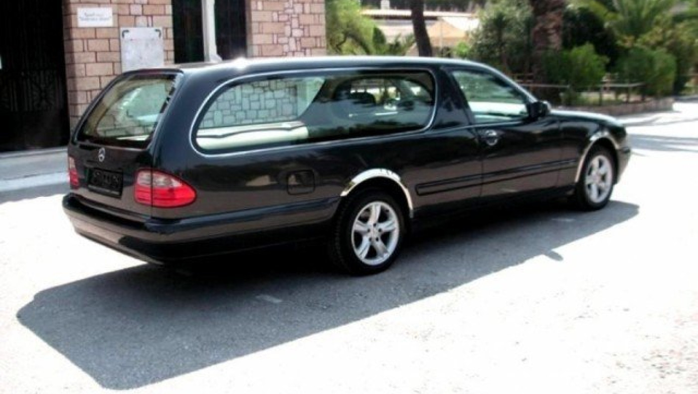 Τα 'τσουξαν με τσίπουρα με τη νεκροφόρα και ο νεκρός... πήγε περίπατο