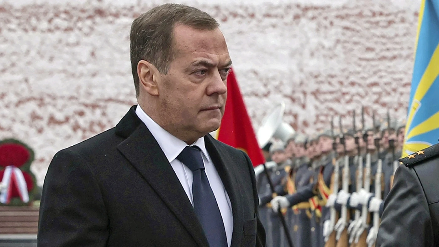 Παραλήρημα Μεντβέντεφ κατά Ζελένσκι: «Ο χάρος φτάνει σε απόσταση αναπνοής από αυτόν»