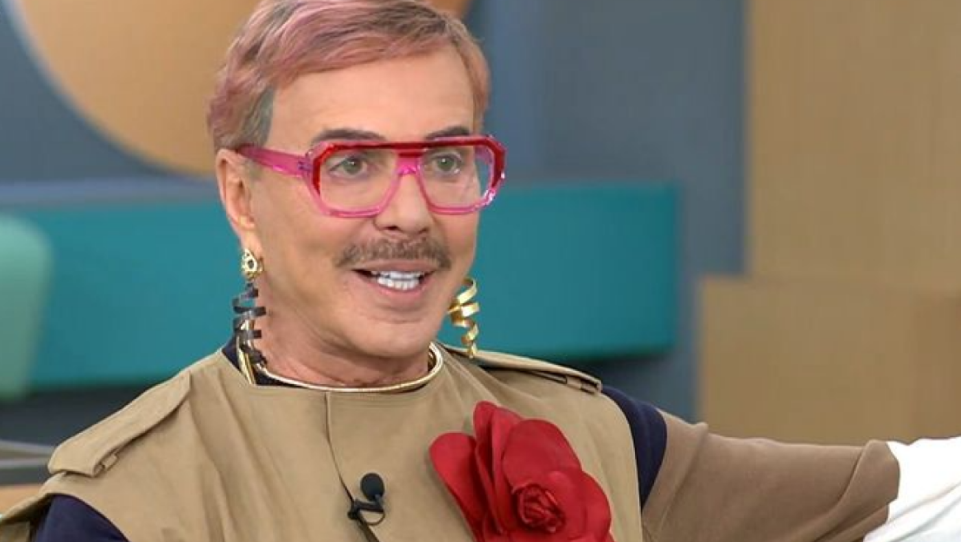 Λάκης Γαβαλάς: Ολόγυμνος στο Instagram επειδή... του έκλεψαν το μαγιό