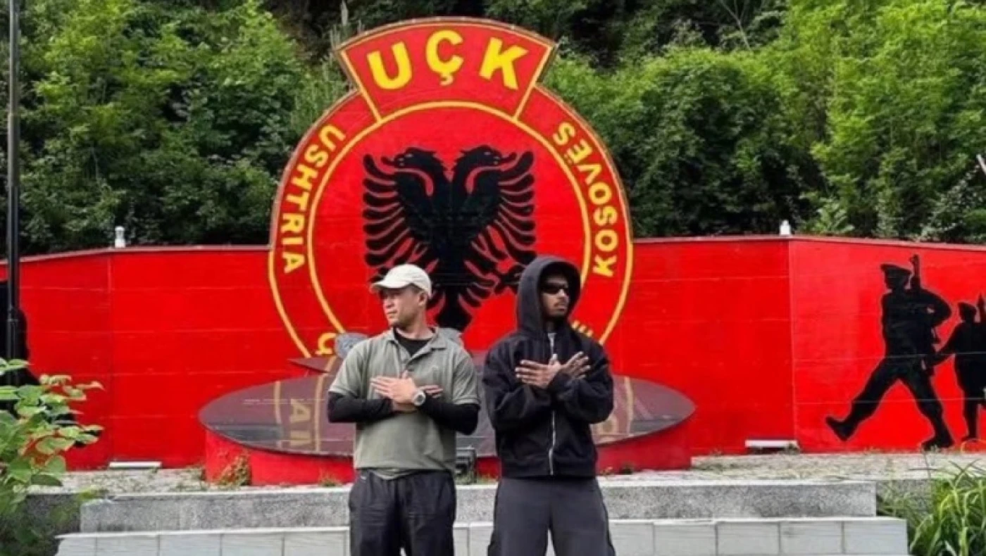 Χαμός με Αντεγέμι που σχημάτισε τον αετό της Αλβανίας ποζάροντας μπροστά από μνημείο του UCK