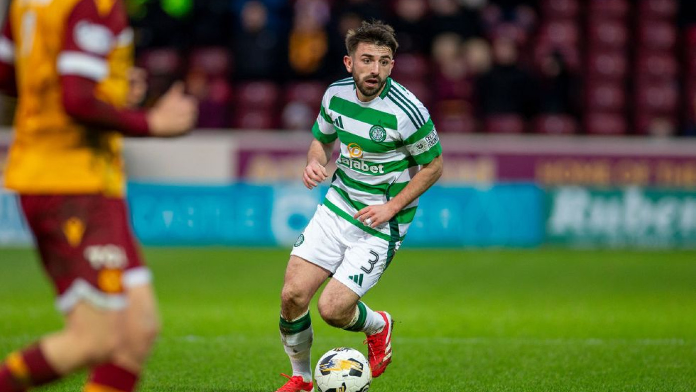 ΠΑΟΚ: Στο Ντουμπάι «φουλάρει» μπαταρίες ο Τέιλορ