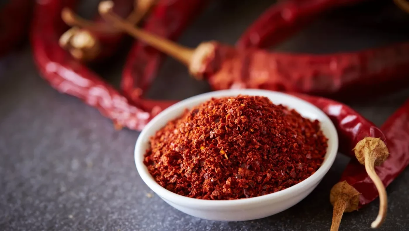 Το «καυτό» κόλπο για να μην καταναλώνετε πολλές θερμίδες όταν τρώτε