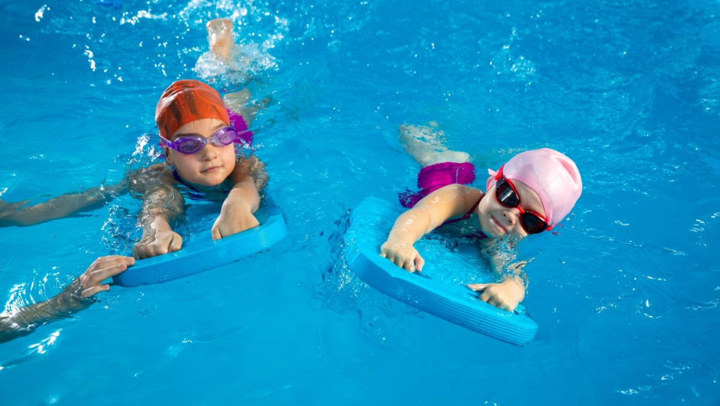 Υποχρεωτικό το μάθημα κολύμβησης στα σχολεία