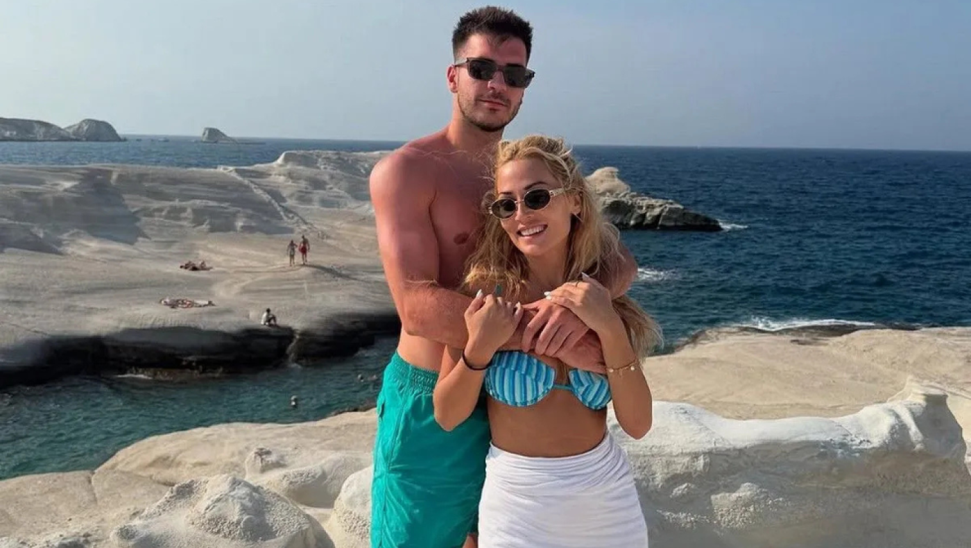 Ρομαντικές διακοπές στην Μήλο για Φώτη Ιωαννίδη και Ελένη Βουλγαράκη