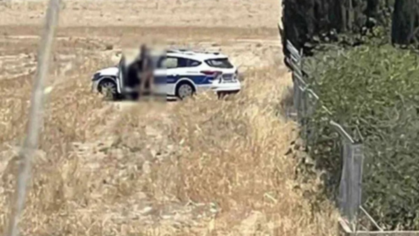 Κύπρος: Έρευνα για τον εντοπισμό αυτού που τράβηκε το ερωτικό βίντεο των αστυνομικών έξω από περιπολικό