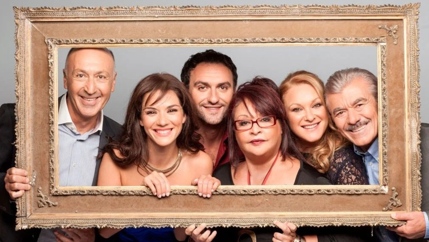 Το Σόι Σου: Πώς το «ΟΚ» του ΕΚΚΟΜΕΔ το φέρνει στη μικρή οθόνη