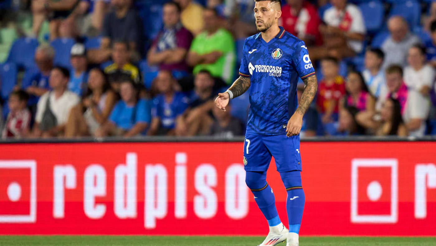 Άρης: Παραμένει προτεραιότητα ο χαφ, στην τελική ευθεία οι επαφές για Κάρλες Πέρεθ