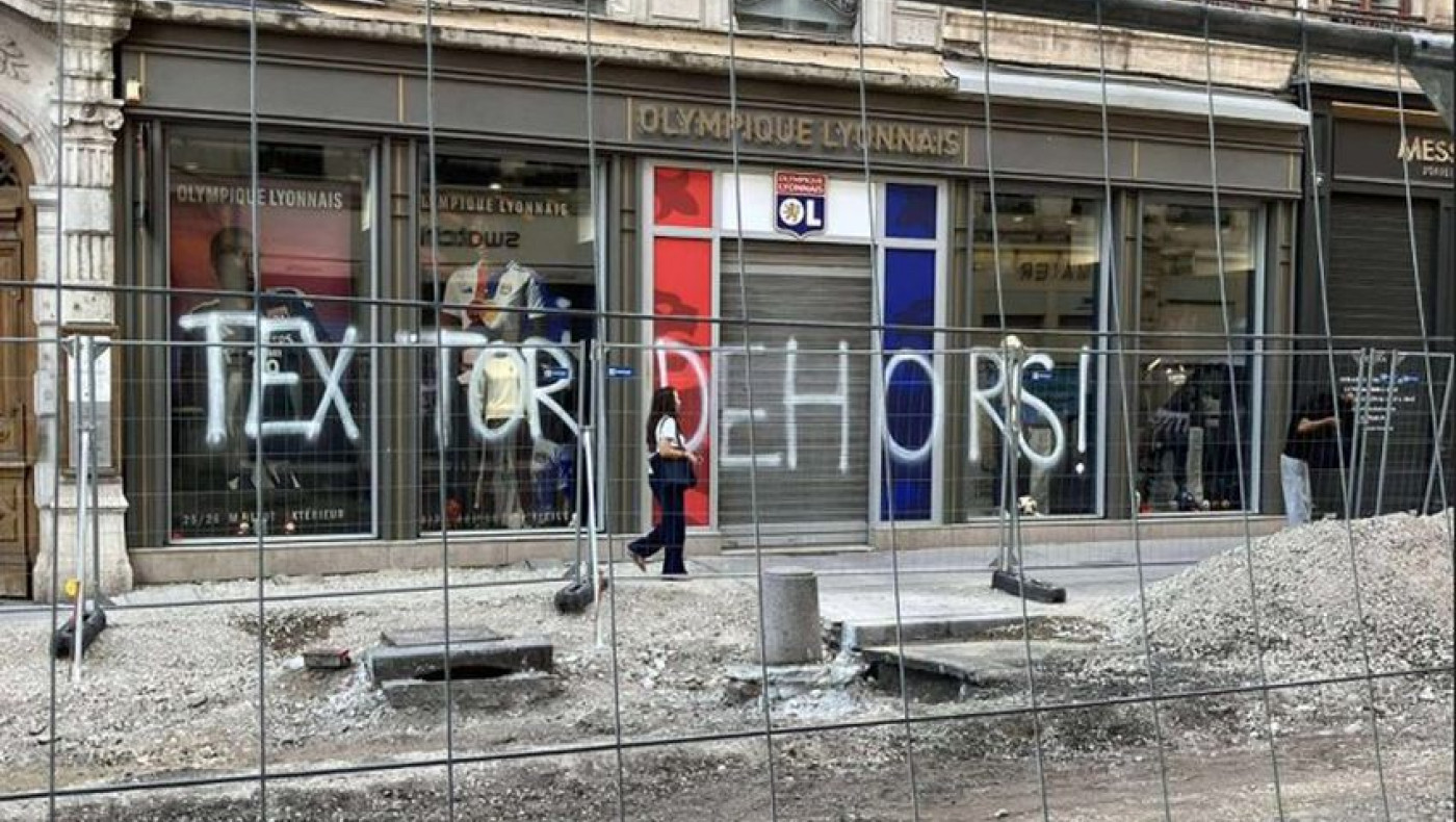 Οργή στους οπαδούς της Λυών για τον υποβιβασμό