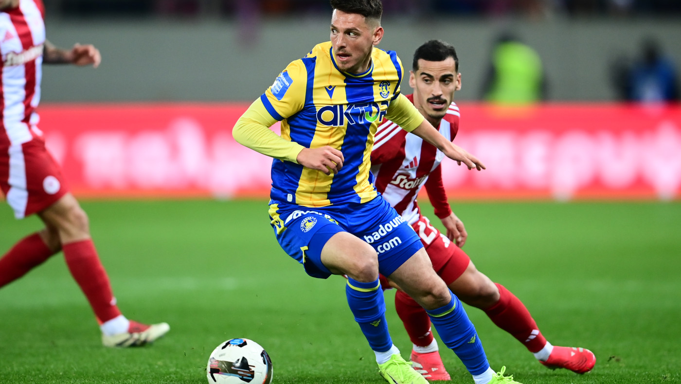 Ο Χατζηγιοβάνης έκλεισε στην Ομόνοια