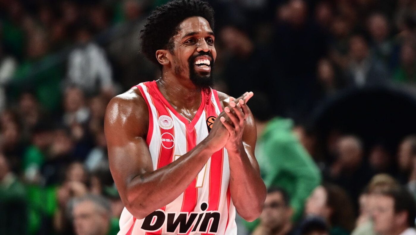 Ολυμπιακός: Δεν το... κουνάει από τον Πειραιά ο Σακίλ ΜακΚίσικ