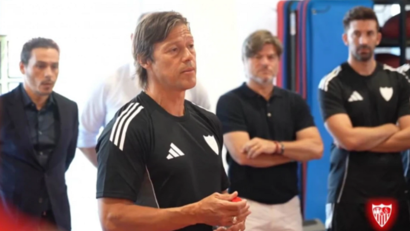 Σεβίλλη-Η πρώτη ομιλία του Αλμέιδα: «Σήμερα ξεκινά ένα όνειρο για μένα»