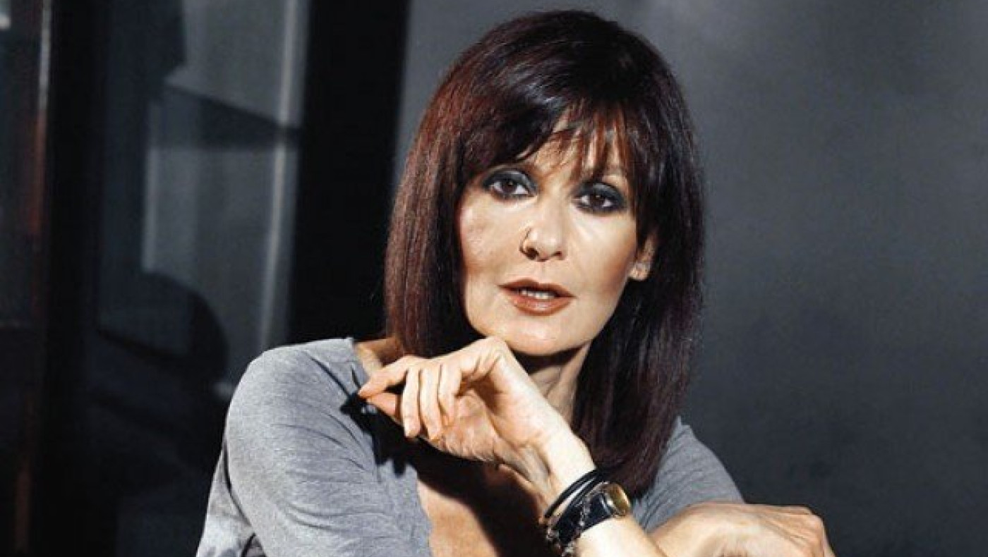 «Έκανα κρυφό γάμο μέσα στη Ρηγίλλης και δεν το έμαθε κανείς» (BINTEO)