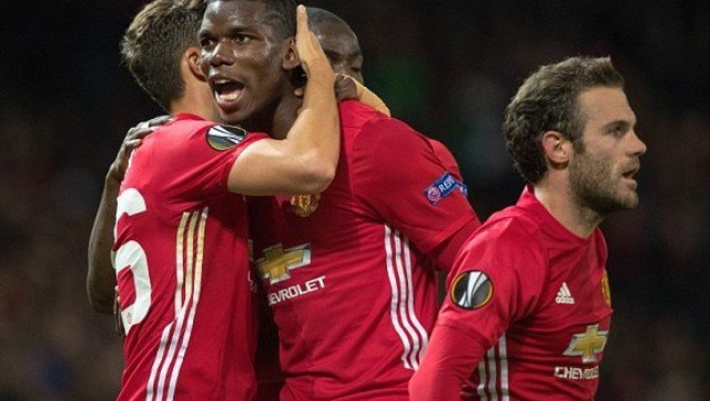 Kαταιγιστική η Γιουνάιτεντ, ανατροπή με Μακ η Ζενίτ