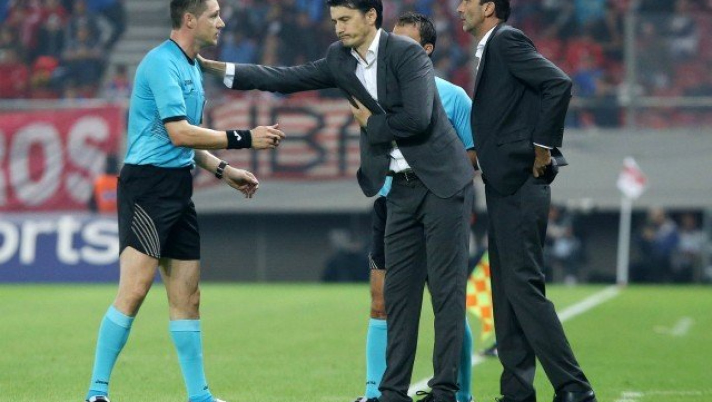 Γκολτζή για να νικάει και τους            διαιτητές