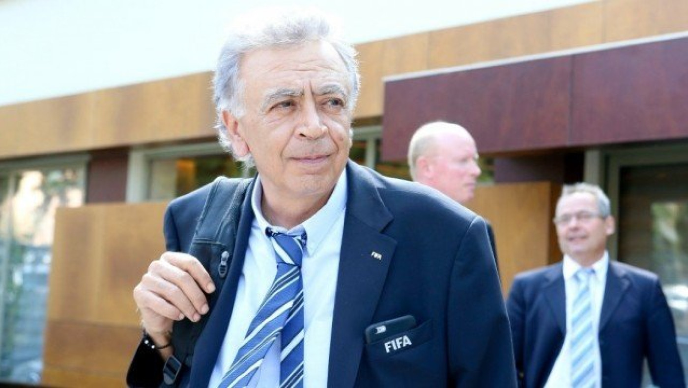 Επαφές στην     Ελλάδα  για την ΕΠΟ     ο Κουτσοκούμνης