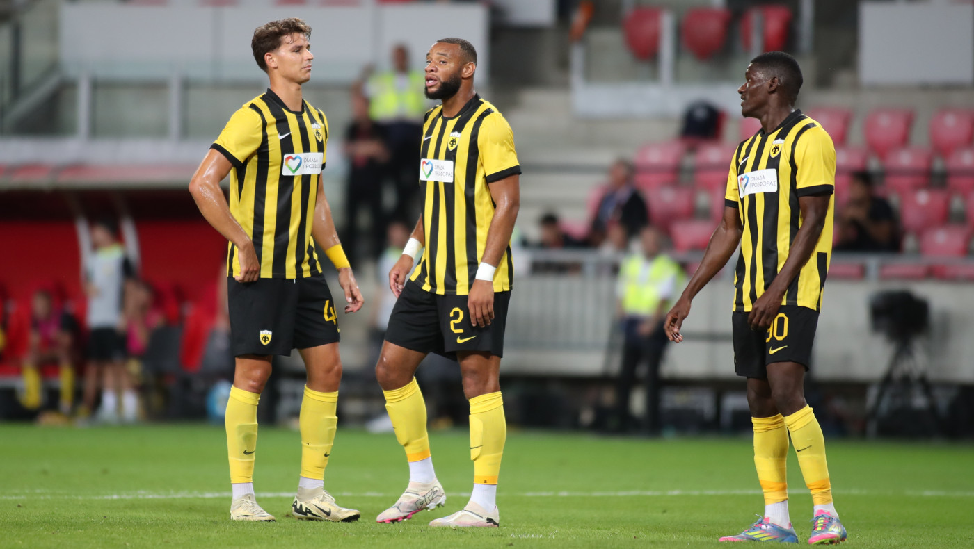 Λευκή ισοπαλία και πρόκριση για την ΑΕΚ