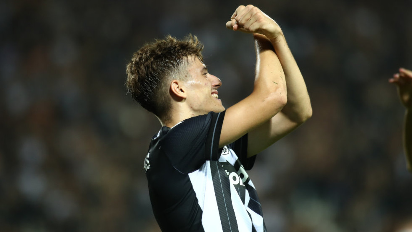 «Η Στουτγκάρδη πάει για Γκλουκχ μετά το άκυρο ΠΑΟΚ για Κωνσταντέλια», γράφουν στο Ισραήλ