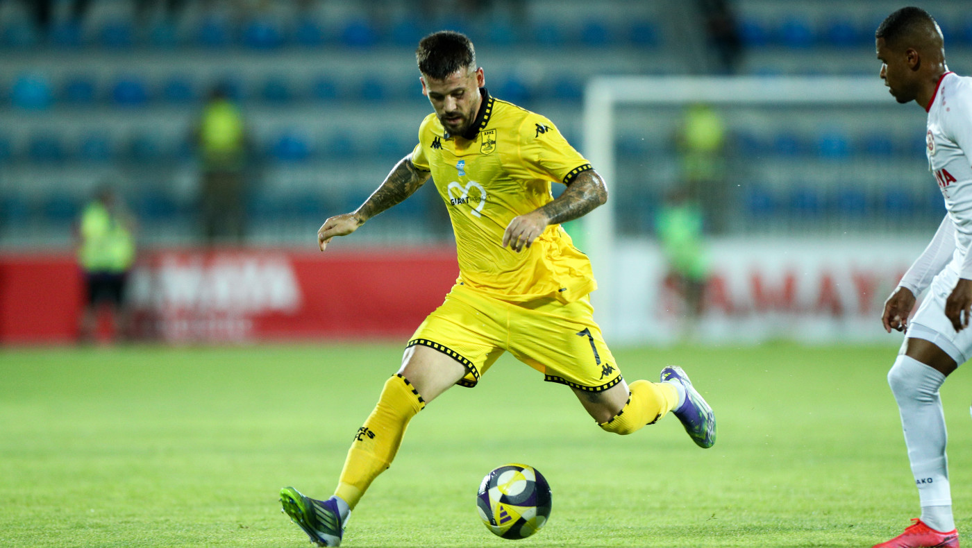 Άρης: Ανεβάζει ρυθμούς ο Πέρεθ, μέρος της προπόνησης έβγαλε ο Δώνης