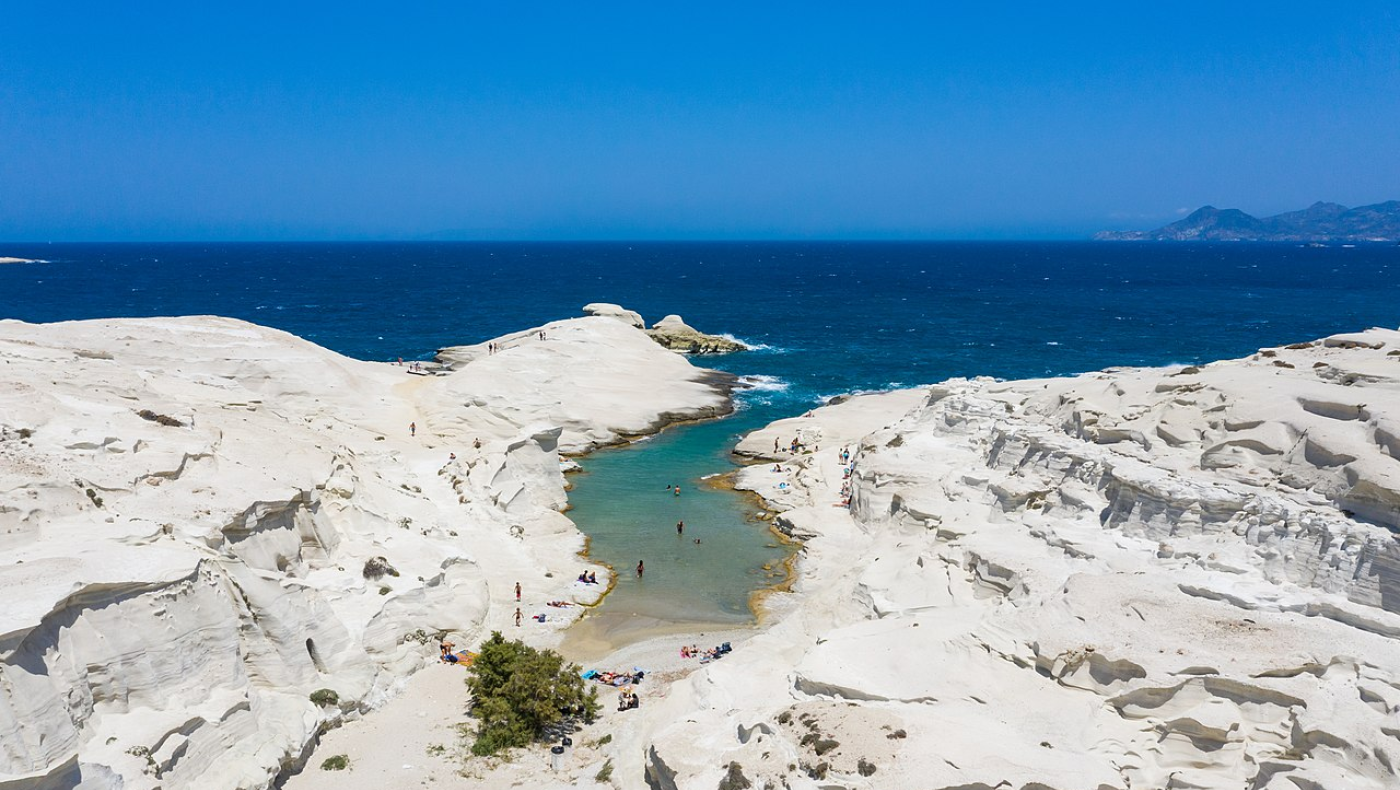 Μήλος: Πώς σημειώθηκε η τραγωδία με τους νεκρούς τουρίστες στο Σαρακήνικο