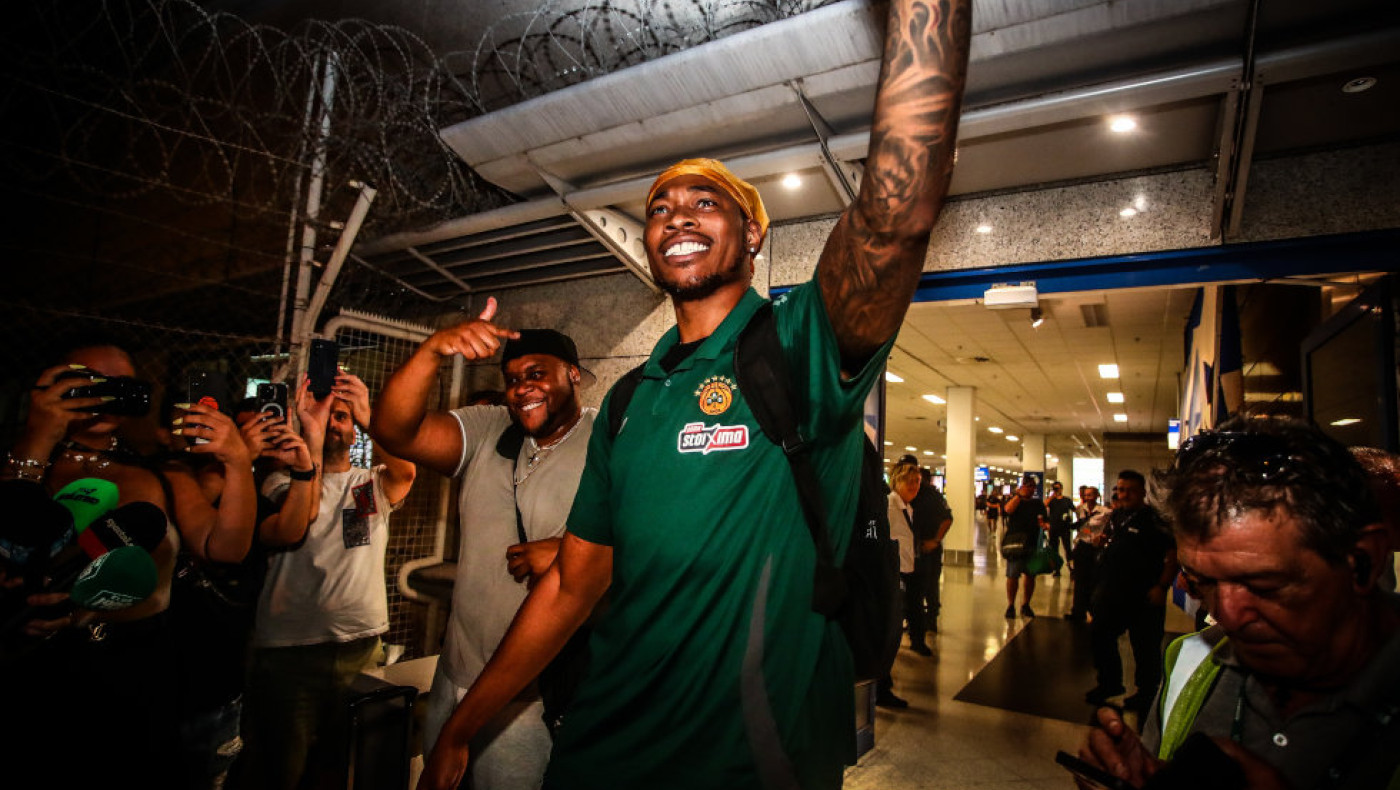 Χολμς: «Ήταν δύσκολο να αρνηθώ την πρόταση του Παναθηναϊκού»