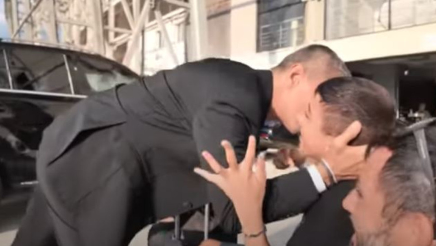 ΠΑΟΚ: Η αγκαλιά Λουτσέσκου–Γιαννάκη πριν το ματς με την Βόλφσμπεργκερ