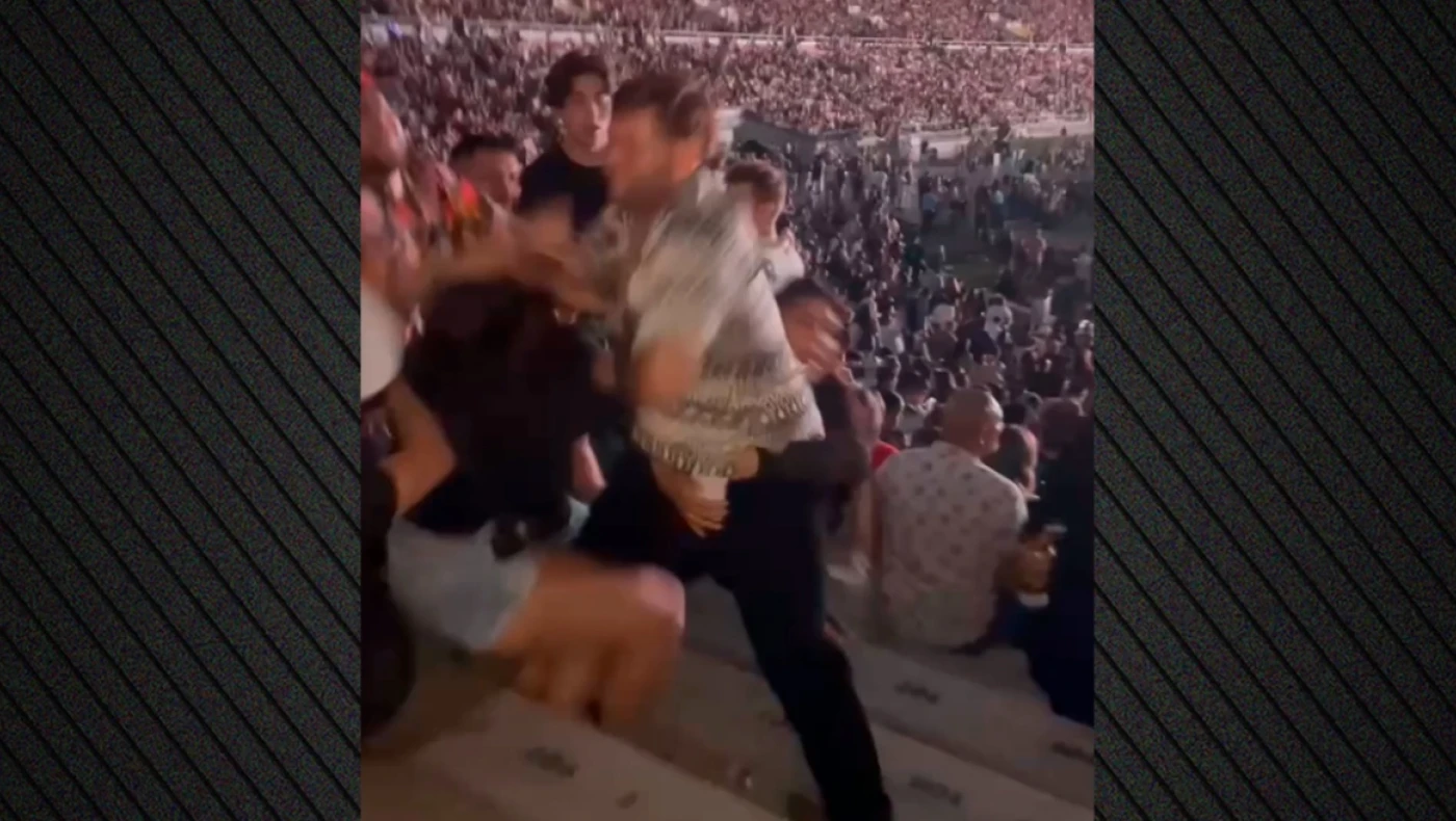 ΗΠΑ: Άγριο ξύλο σε συναυλία - Την άφησε αναίσθητη και έτρεξε να κρυφτεί