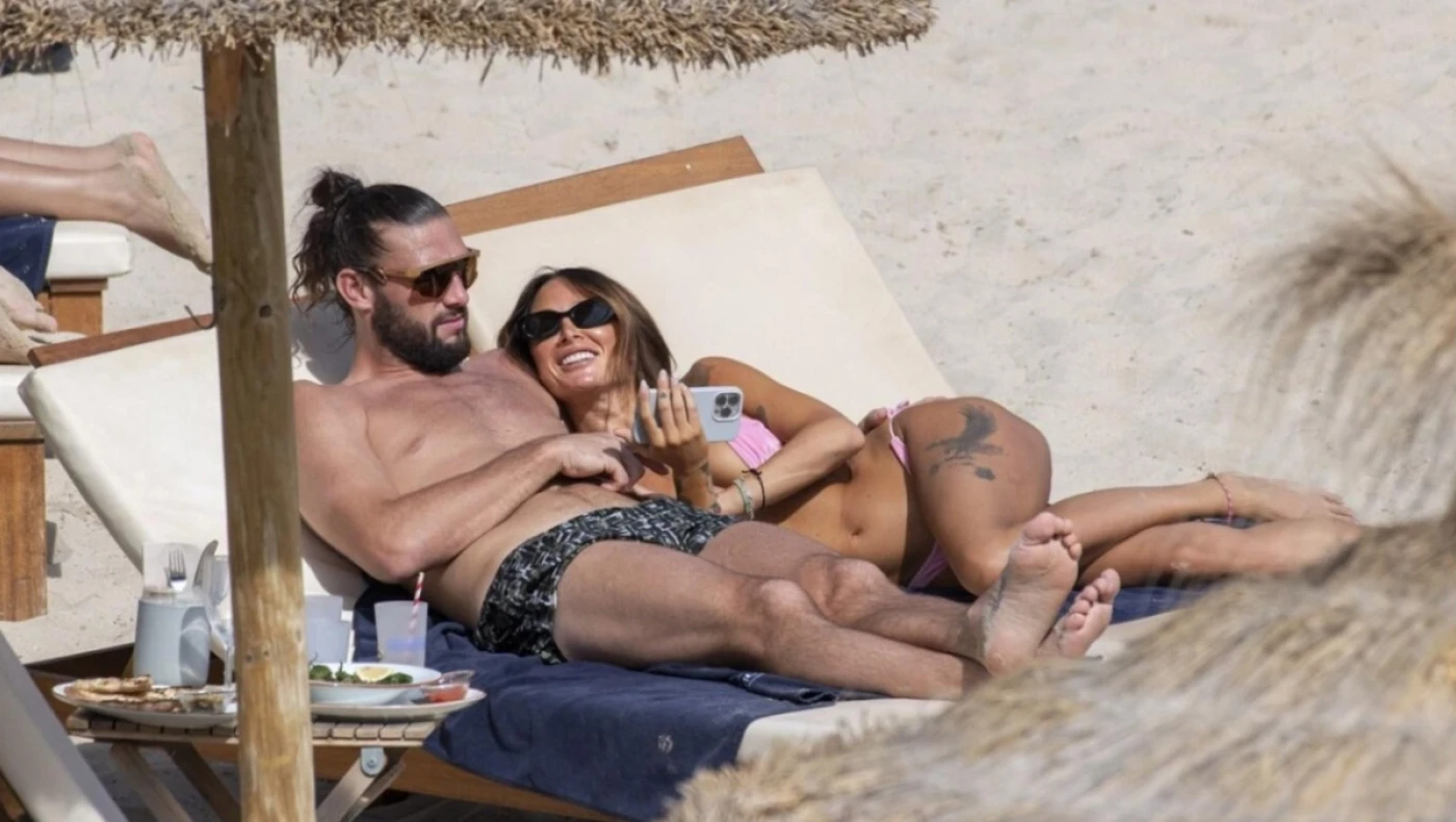 Άντι Κάρολ: Τα έκανε όλα στη Μύκονο-Μέθυσε, τσακώθηκε και... χώρισε