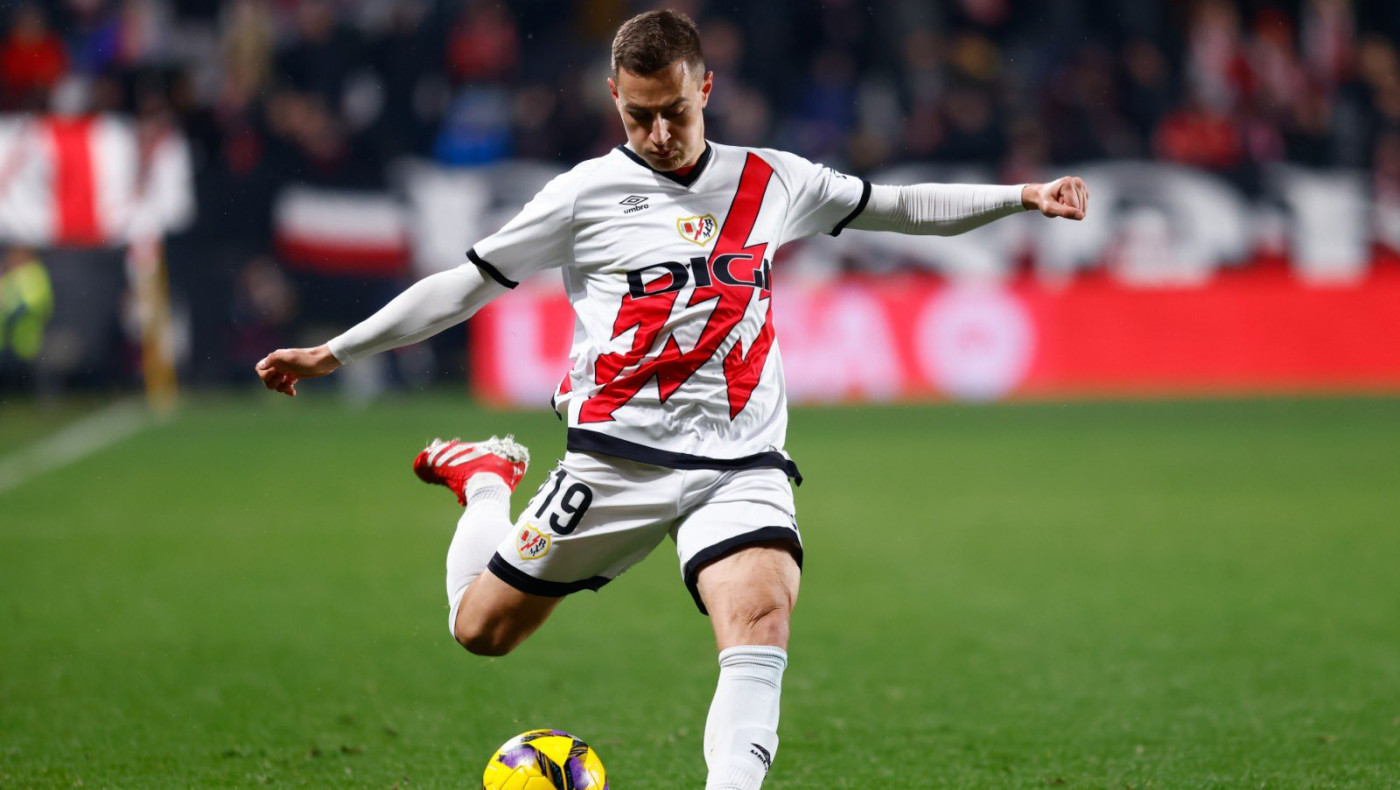 Marca: «Ο Ολυμπιακός έχει εκφράσει ενδιαφέρον για τον Ντε Φρούτος»