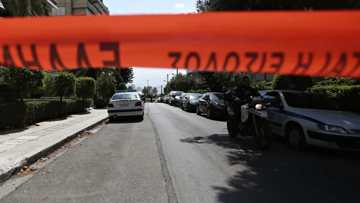 Γυναικοκτονία στον Βόλο: Τη μαχαίρωσε μπροστά στα τέσσερα παιδιά τους