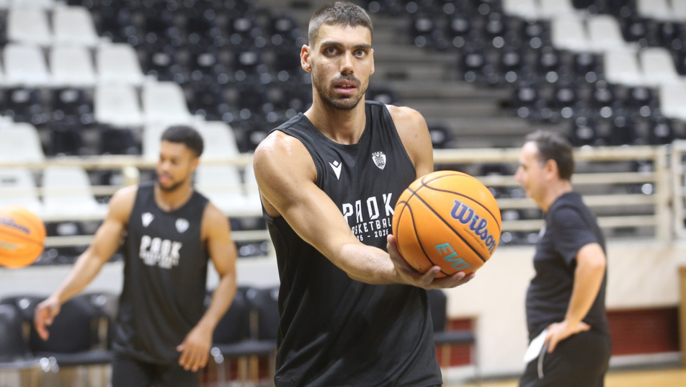 Περσίδης: «Θα είμαστε καλύτεροι την Κυριακή - Μας εμψύχωσε ο κόσμος»