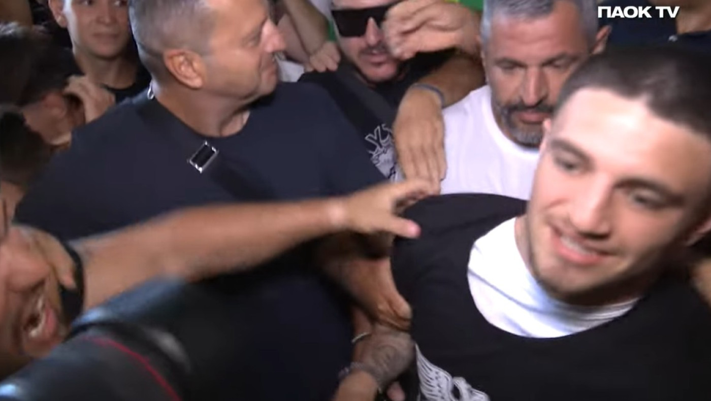 Χρήστος Ζαφείρης: Η έκρηξη ενθουσιασμού στην άφιξη με τη ματιά της ΠΑΕ ΠΑΟΚ