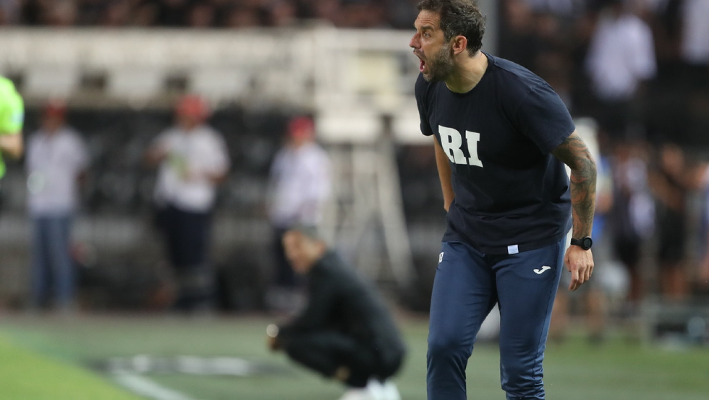 Τζάλοβιτς: Η θέση του σε κίνδυνο μετά τον διασυρμό στην Τούμπα