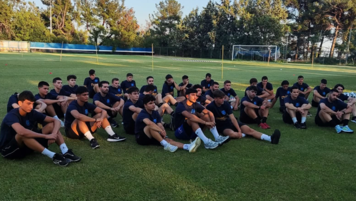 Τριάδα φιλικών στο Πανόραμα – Αρχή για την Αστραπή Μεσαίου