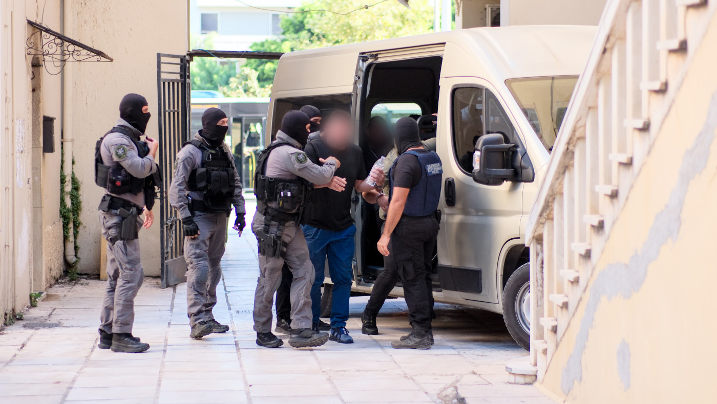 Μαφία της Κρήτης: Στη «φάκα» αρχιμανδρίτης με ροζ βίντεο και κρατικοί λειτουργοί