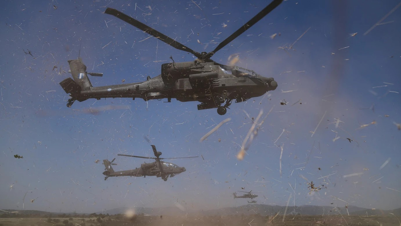 Η Ελλάδα αναβαθμίζει τα φονικά ελικόπτερα «Απάτσι»