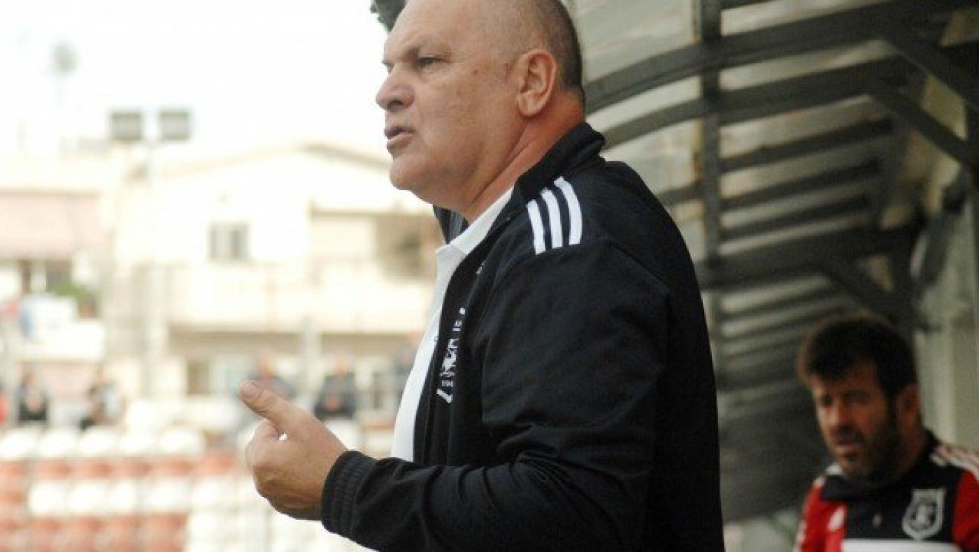 Απολύθηκε                                  μετά από 6 ματς