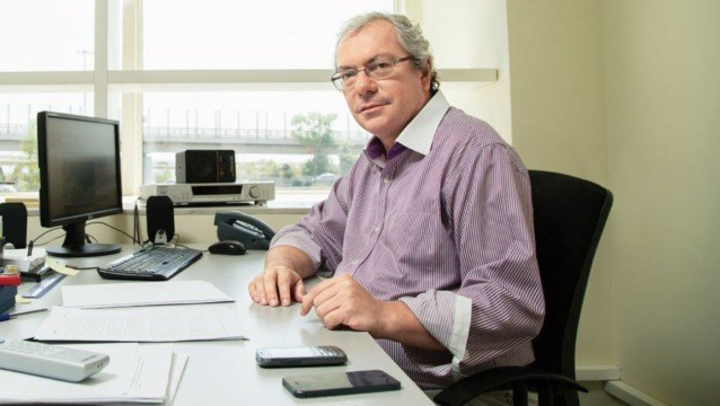 Σταμάτης Μαλέλης: «Νομίζω ότι ο Λάκης Λαζόπουλος... έχει ψεκαστεί»