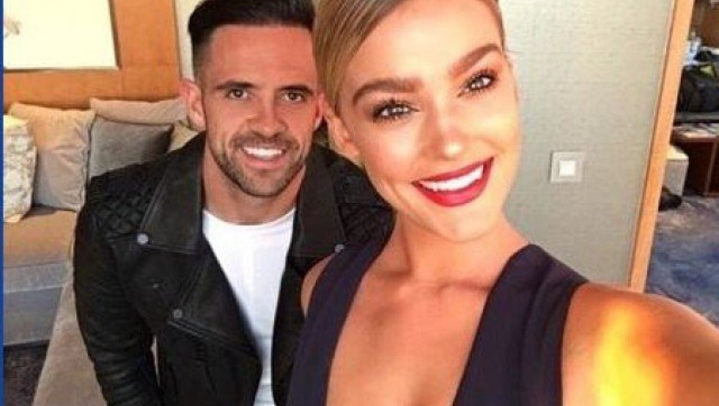 Ανεπανάληπτη σέξι γκάφα από γυναίκα παίχτη της Λίβερπουλ