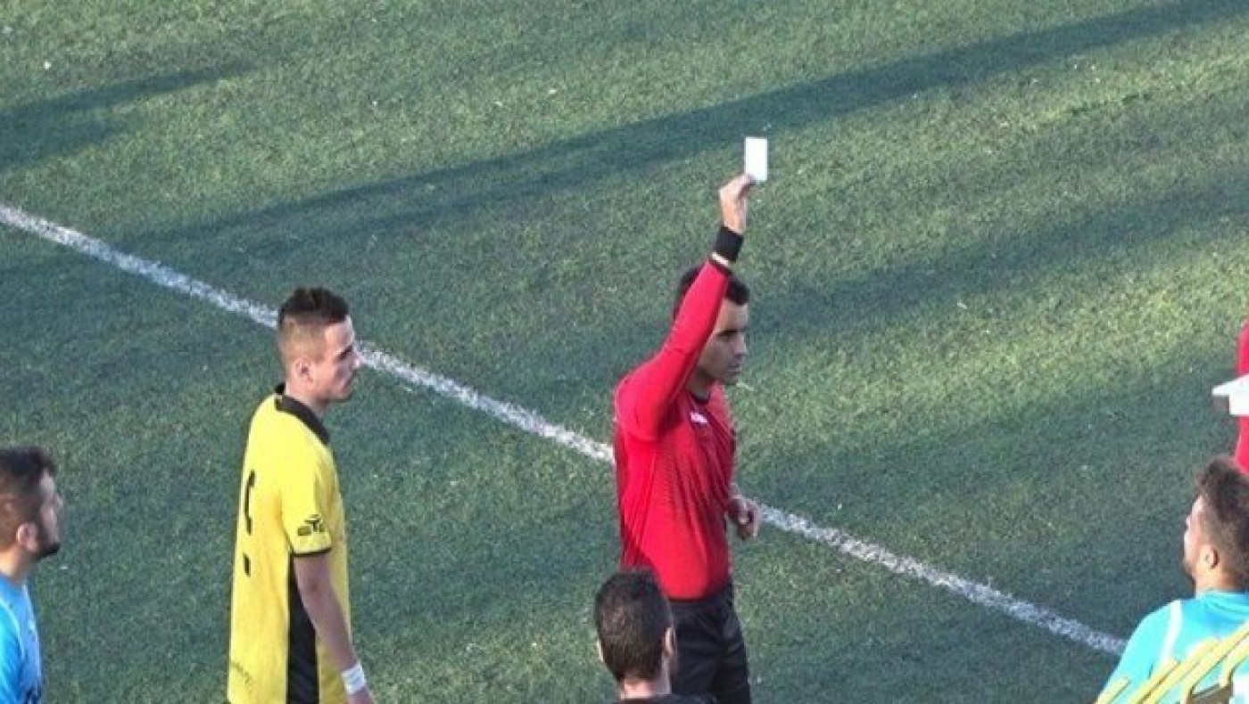 Σκηνές απείρου κάλλους με διαιτητή στο Ηράκλειο (vid)