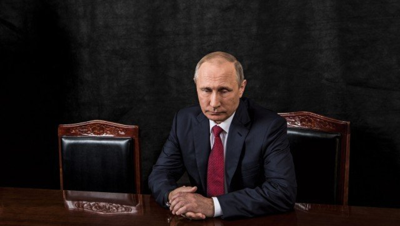 Ηθοποιός του Χόλιγουντ έγινε Ρώσος με τη βούλα του... Πούτιν! (ΦΩΤΟ)