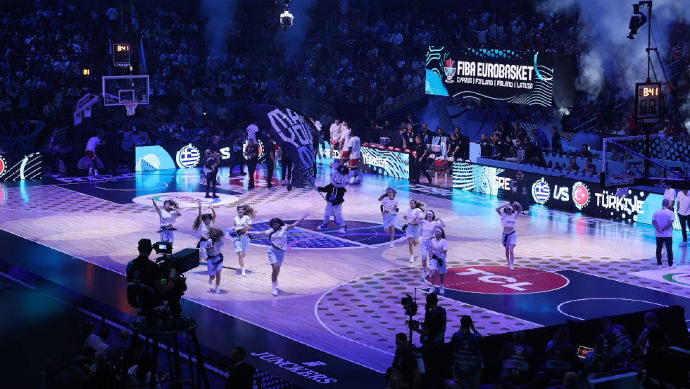 Λαρεντζάκης: «Πρέπει να περάσει η στεναχώρια...»