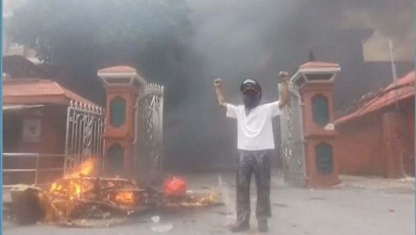 Σοκ στο Νεπάλ: Έκαψαν ζωντανή τη σύζυγο του πρώην πρωθυπουργού