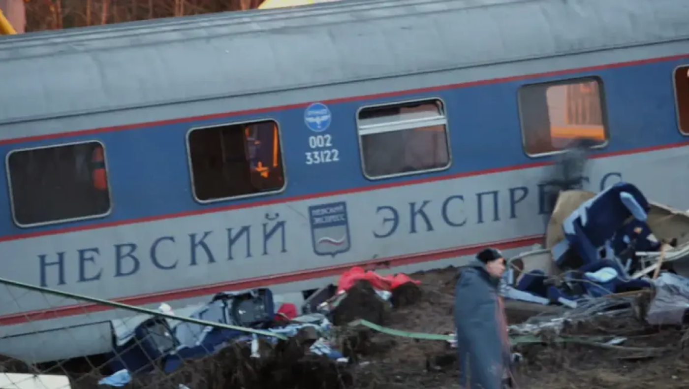 Ρωσία: Διπλός εκτροχιασμός τρένων-Στους τέσσερις οι νεκροί