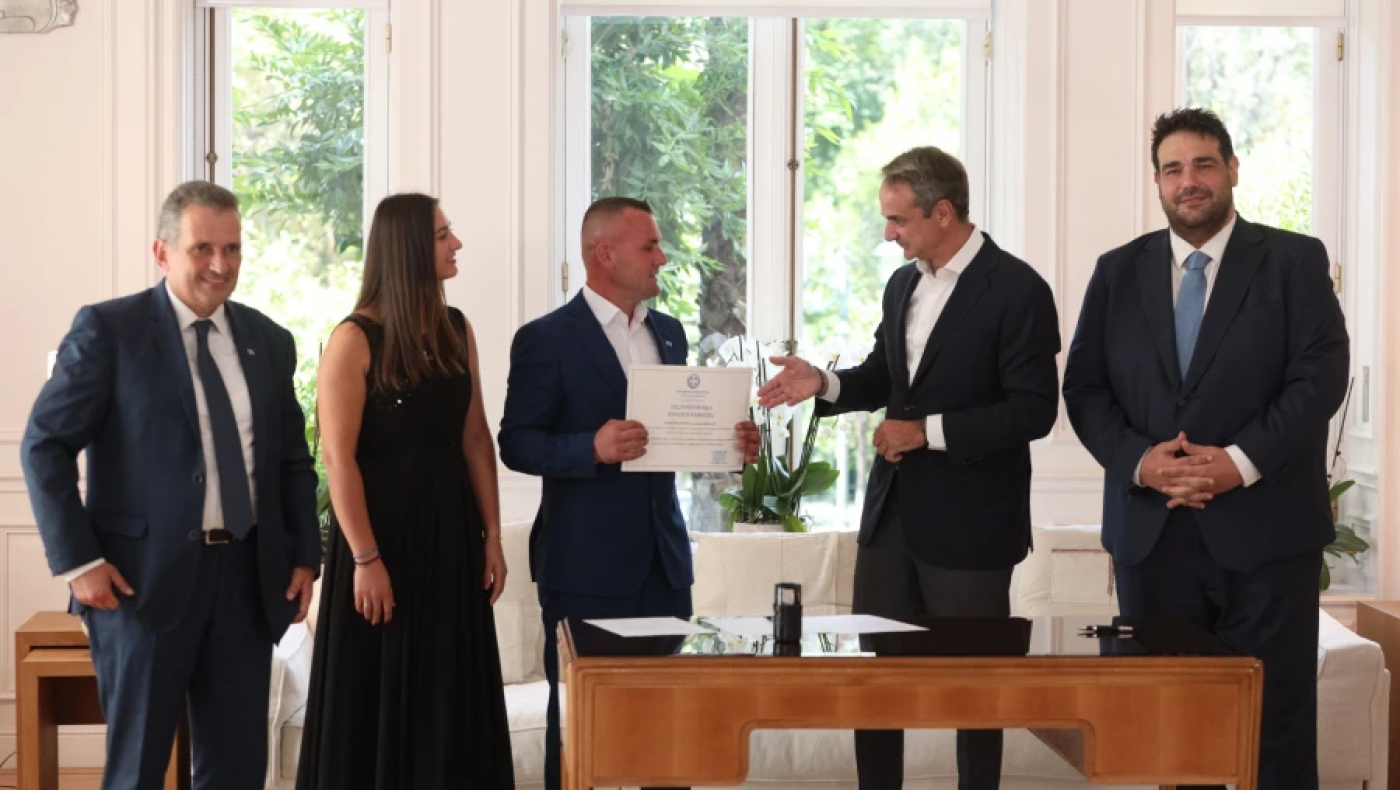 Γκόγκα Λεντιάν﻿: Έλληνας πολίτης με όλη του την καρδιά δηλώνει ο «ήρωας του Αράχθου»