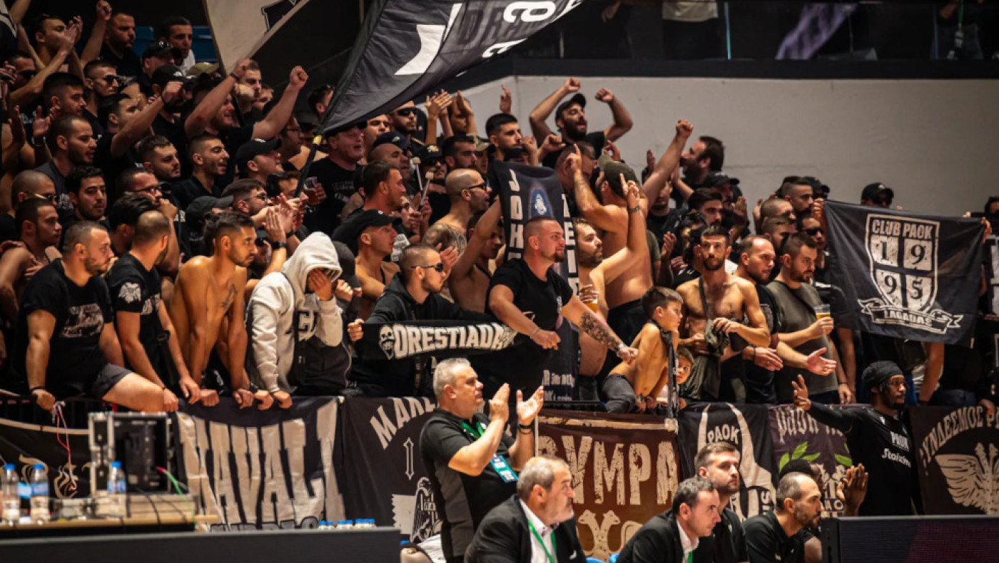 ΘΥΡΑ 4: «Για τον Δικέφαλο αετό και τον τρελό σου τον λαό»