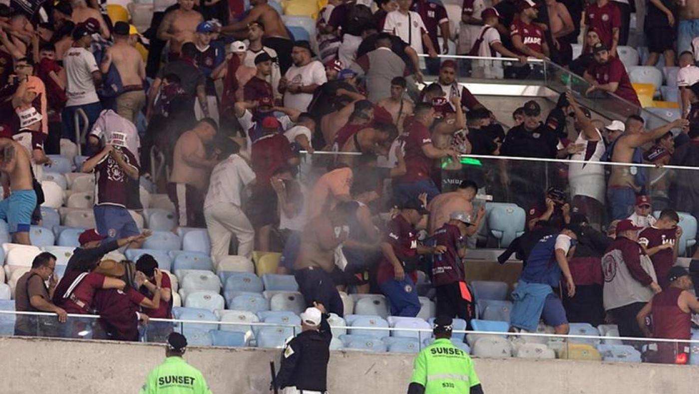 Επεισόδια στο Φλουμινένσε-Λανούς: Δακρυγόνα και σφαίρες από καουτσούκ